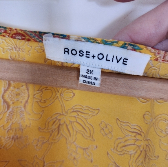 Rose & Olive 2x boho Peasant top floral flowy yellow hippie witchy - Picture 2 of 10